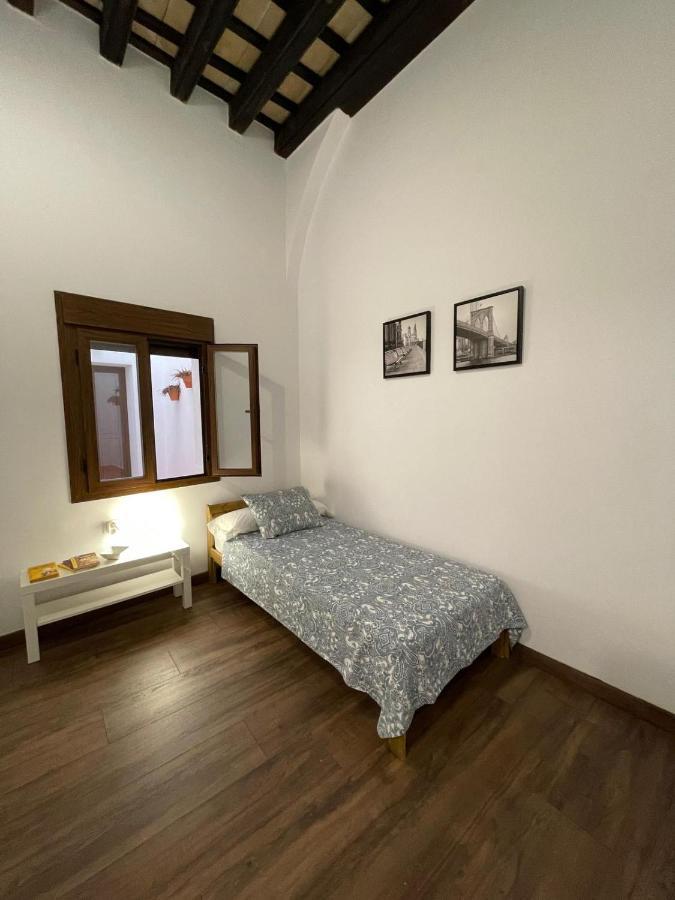 Apartamentos Turísticos Mamelón Jerez de la Frontera Exterior foto