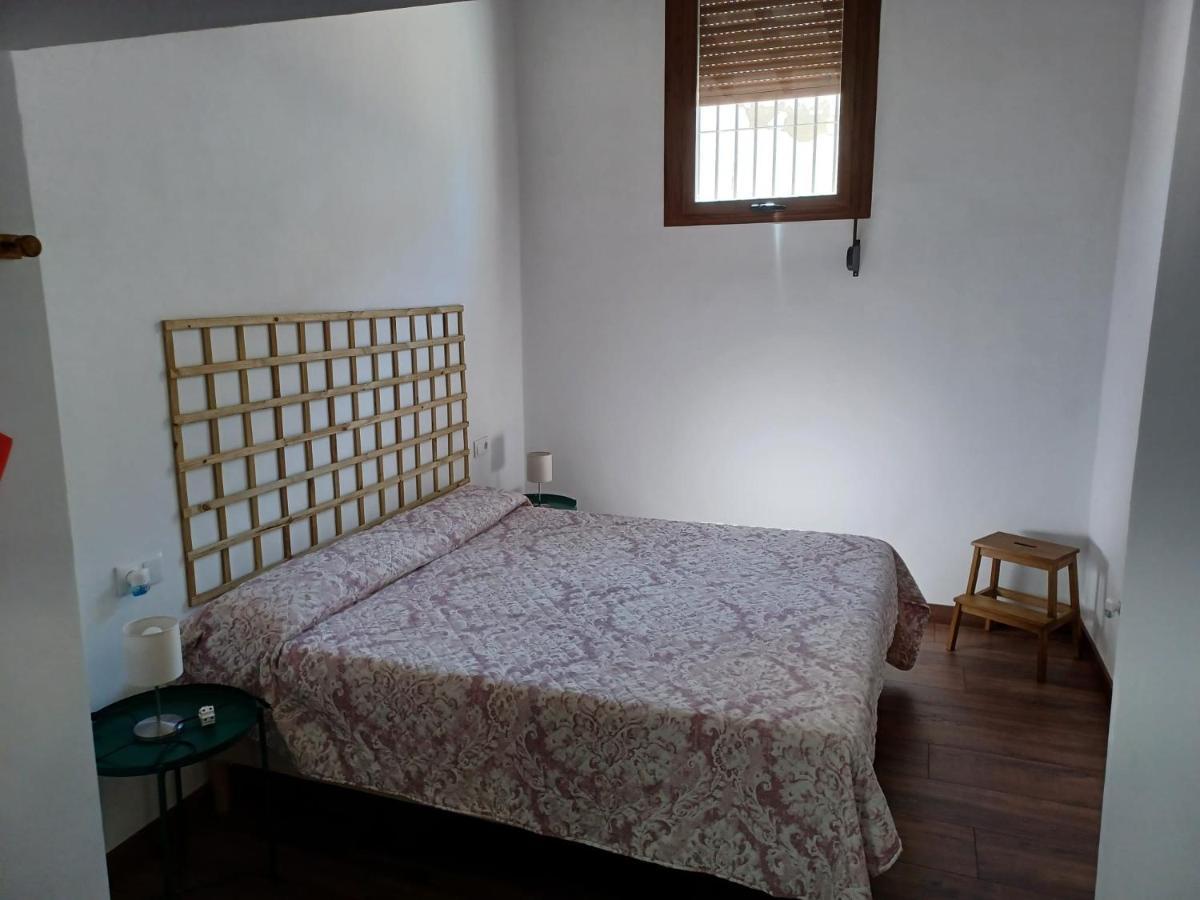 Apartamentos Turísticos Mamelón Jerez de la Frontera Quarto foto